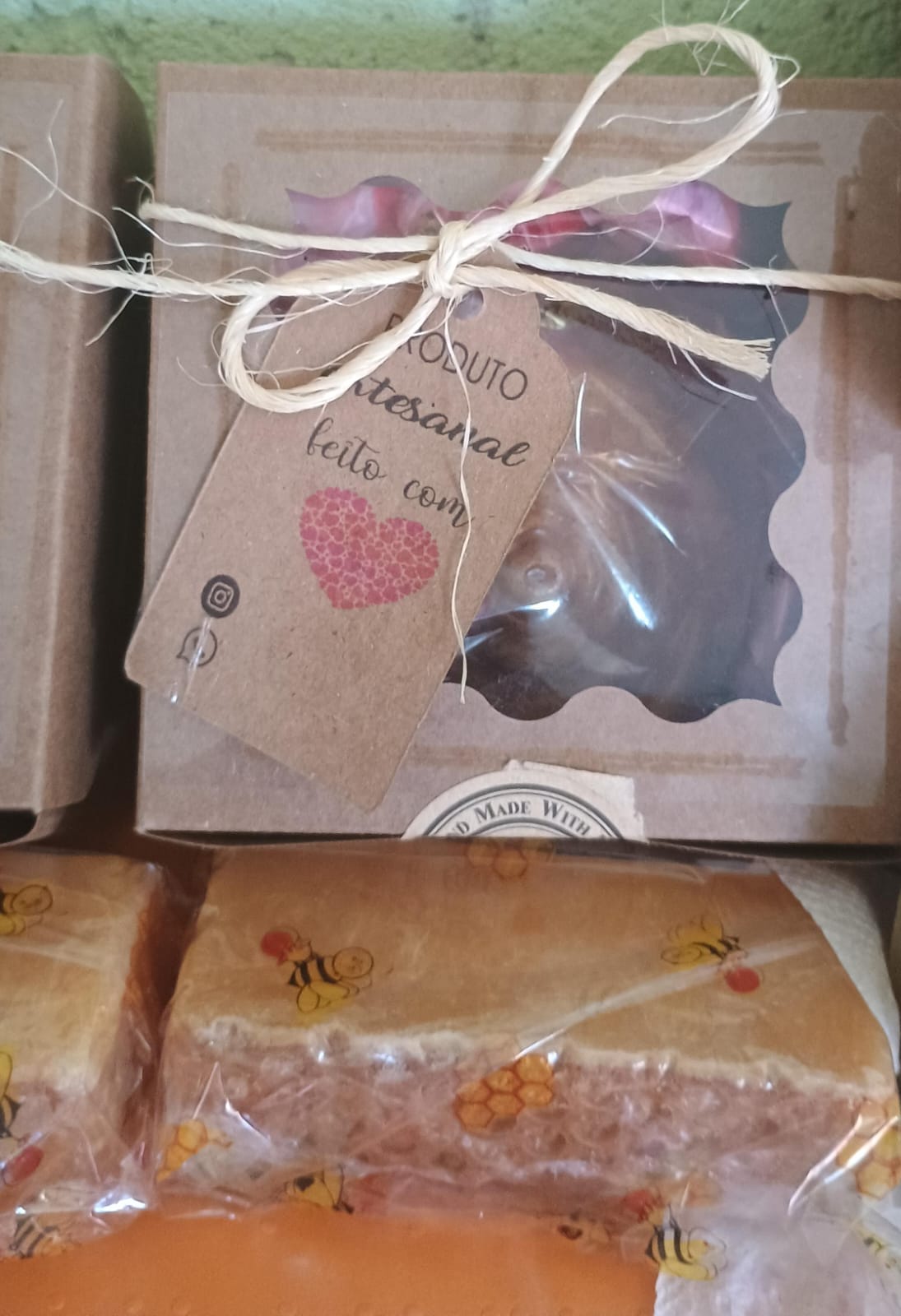 Sabonete mel e óleo